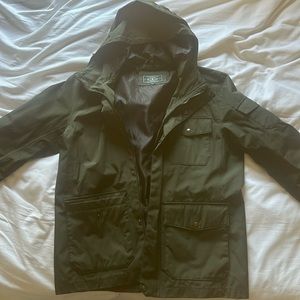 G.H. Bass & Co. Green size medium water proof jacket